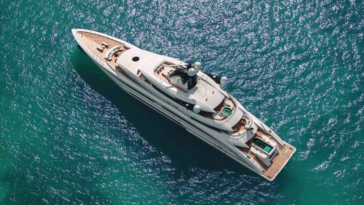 67 Meter stahl-traum: crn baut ersten hybrid-megayacht der welt