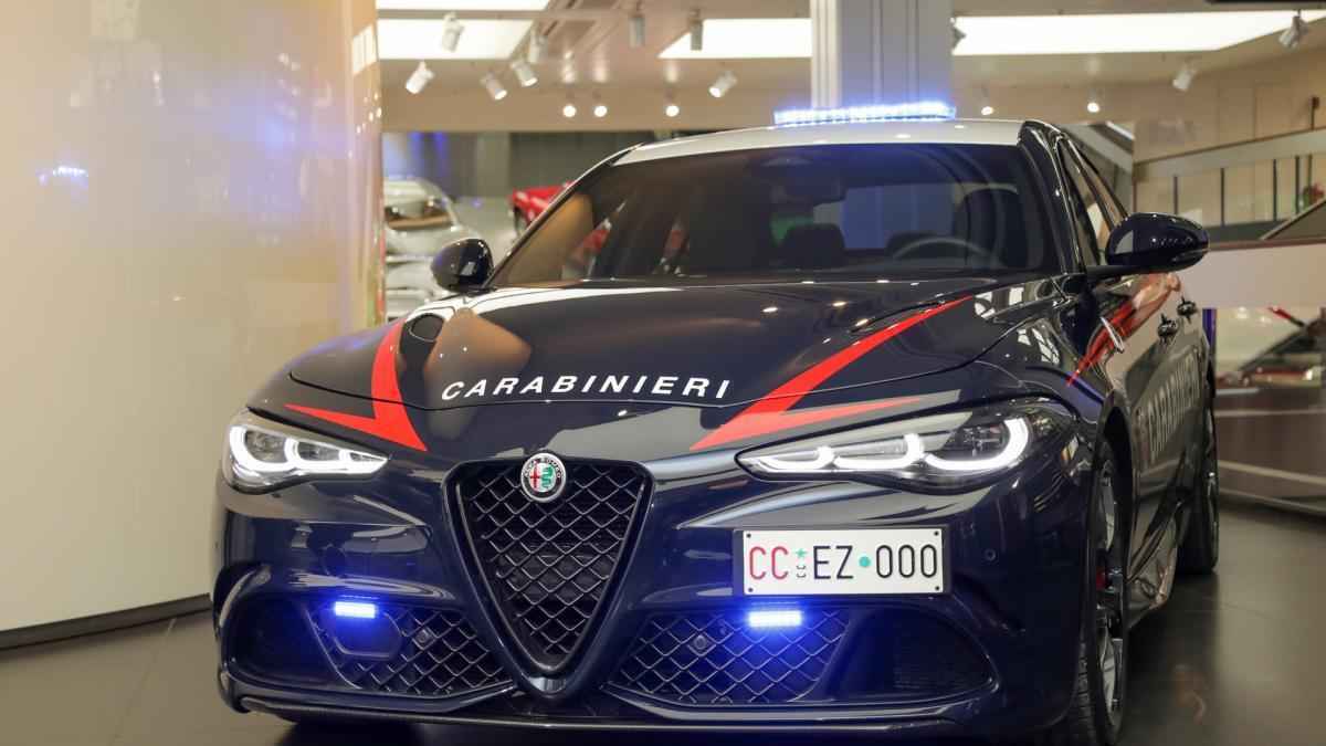 75 Jahre alfa romeo und carabinieri: ein vermächtnis auf rädern