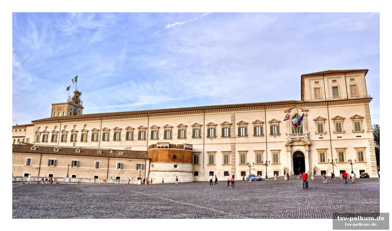 Ein palast der erinnerungen: die piazza del quirinale im rampenlicht