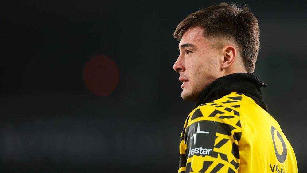 Aaron anselmino: vom bvb über chelsea nach straßburg – ein überraschender transfer