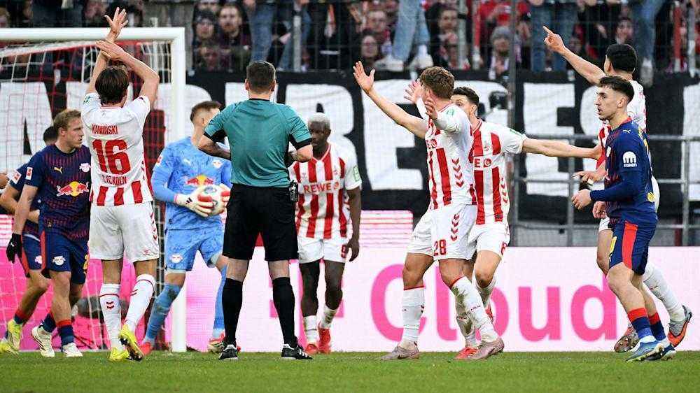 Abseitsdrama in köln: warum der schiedsrichter beim 2:1-sieg leipzigs für aufregung sorgt