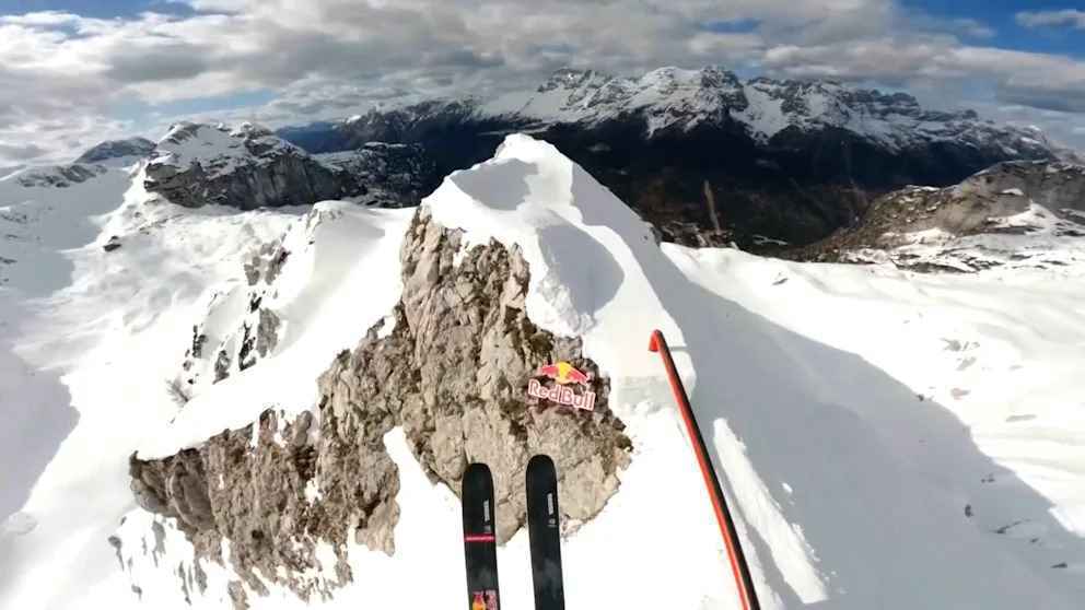Adrenalin-kick über der schlucht: skistars trotzen dem tod bei alpenkamm-wahnsinn!