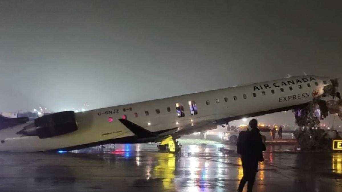 Air-canada-jet rast in löschfahrzeug – zwei tote an laguardia