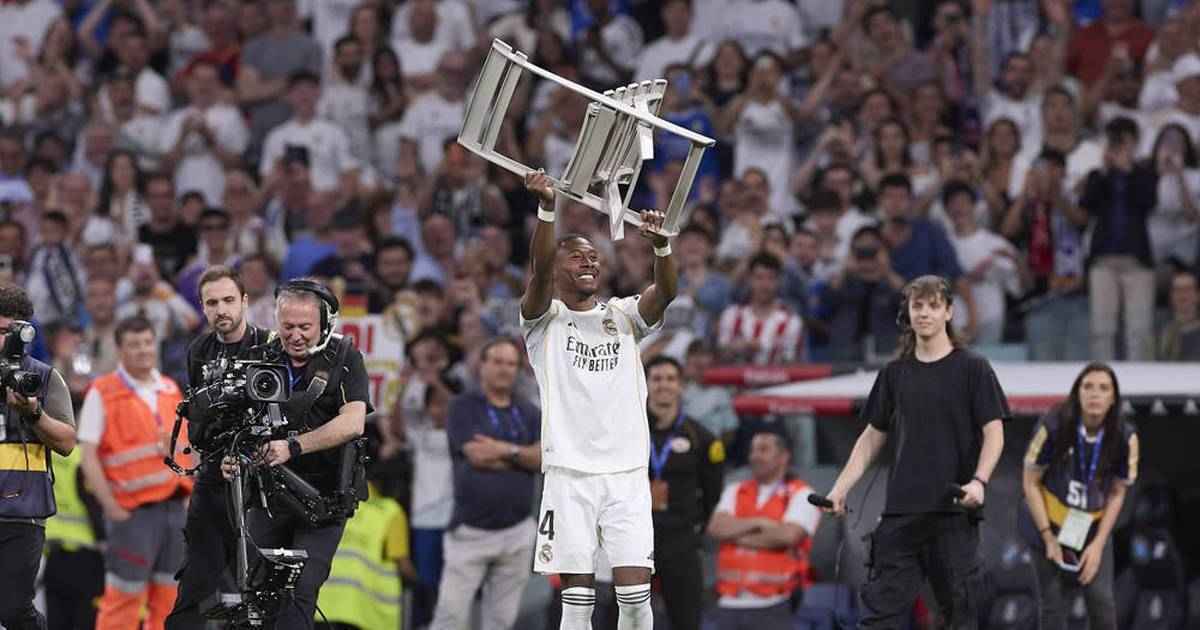 Alaba verabschiedet sich: tränen, klappstuhl und eine hommage an carvajal