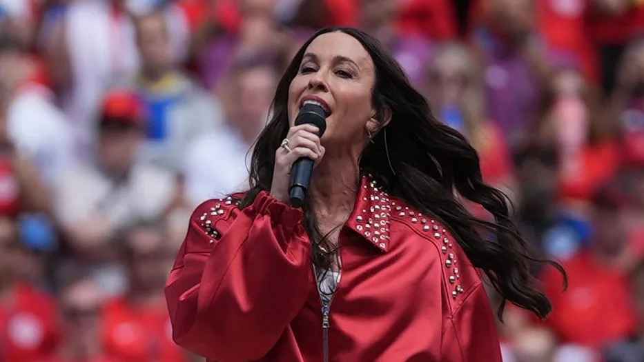 Alanis morissette: überraschende hymnen-darbietung aus kanada