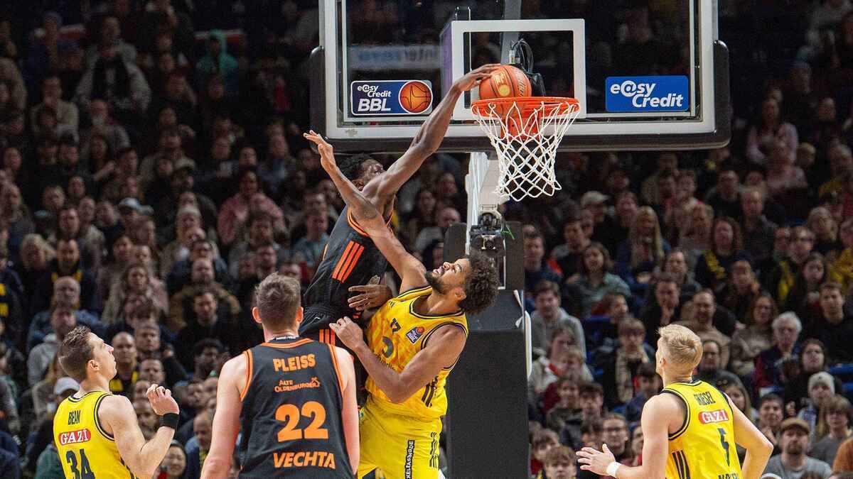 Alba berlin knapp an sieg gegen vechta – siegesserie hält