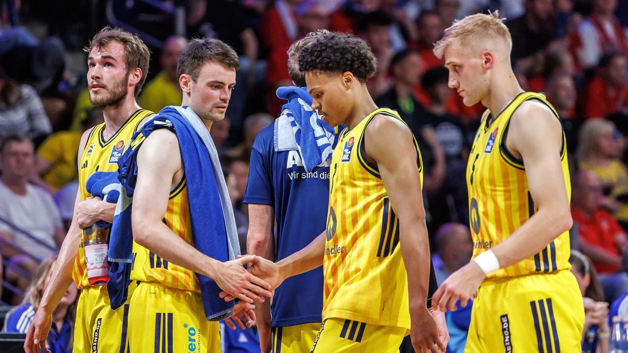Alba berlin stoppt bamberger traum vom bbl-finale!