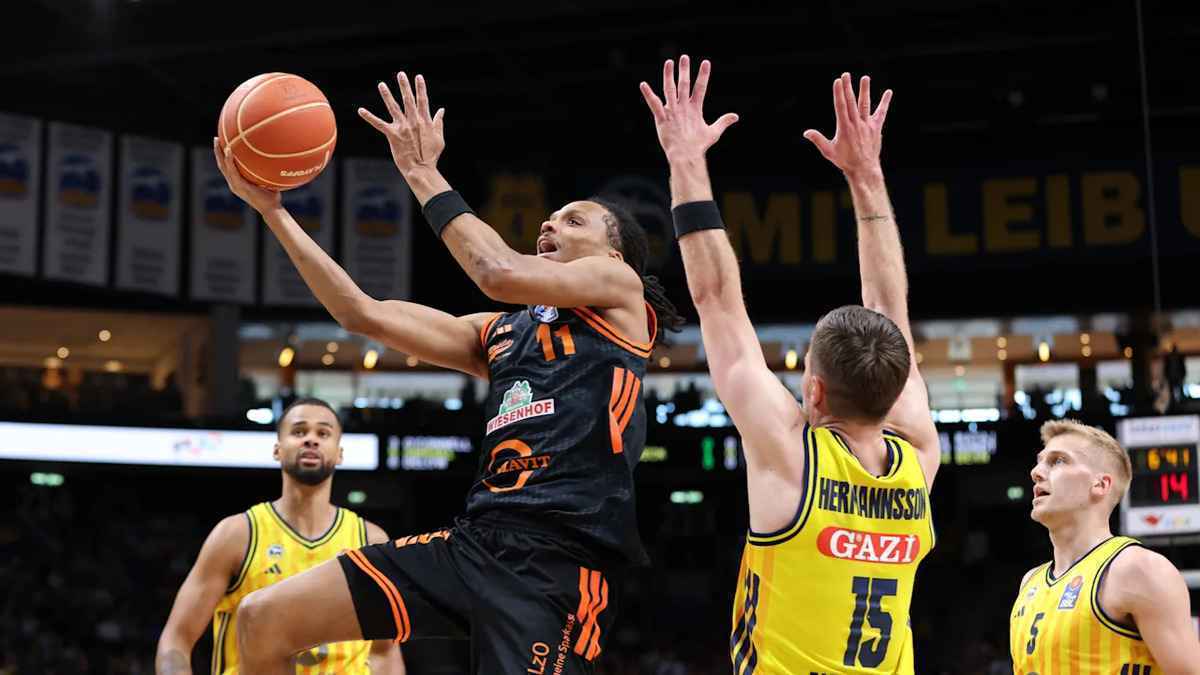 Alba zerquetscht vechta – berlin marschiert ins halbfinale und will bamberg den kopf waschen