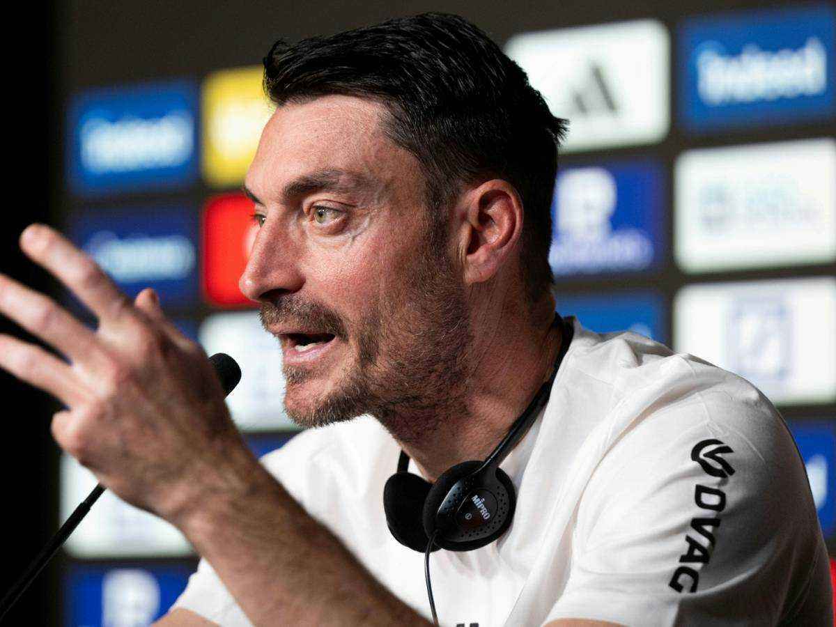 Albert riera: kreative strafen und klare regeln bei eintracht frankfurt