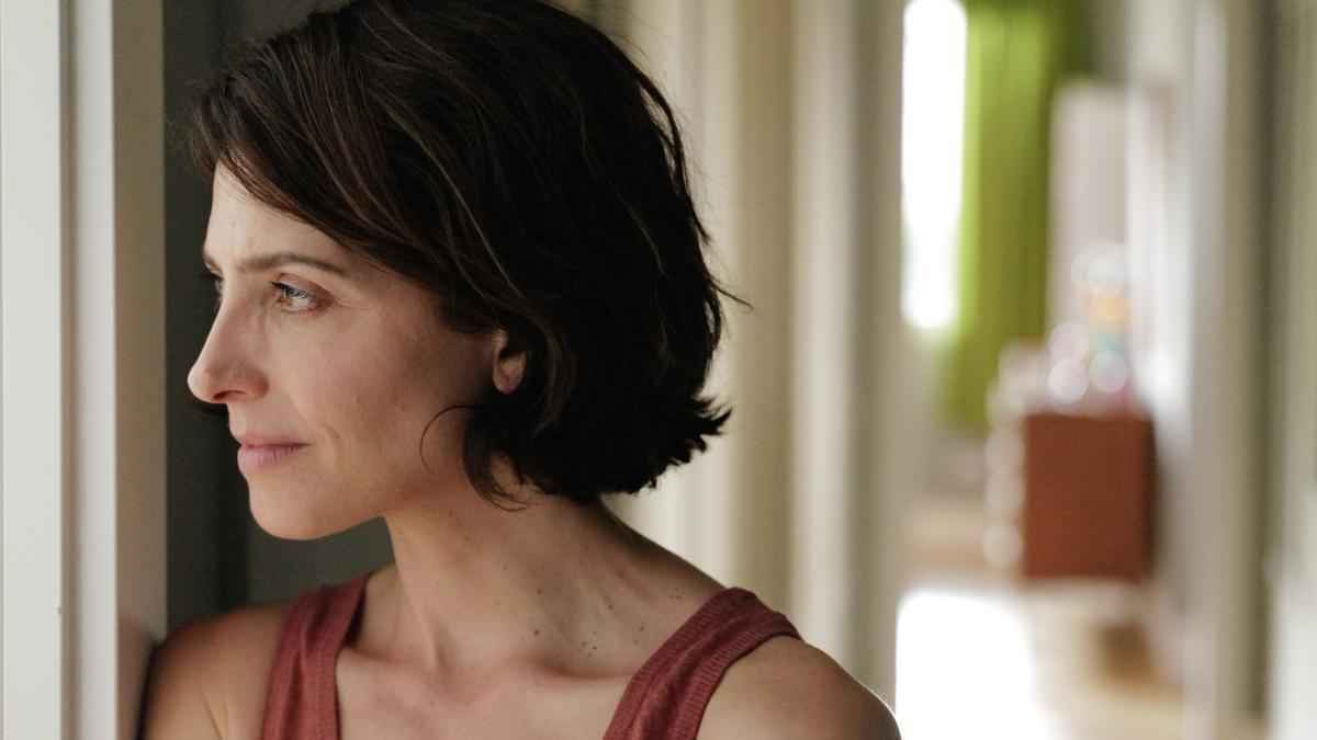 Almodóvar kehrt zurück: 'amarga navidad' – ein bittersüßes drama über verlust und liebe