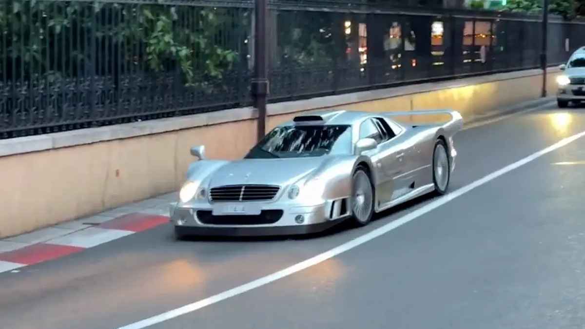 Alonso estrecha el acelerador de 10 millones: su nuevo mercedes clk gtr ya ruge en la calle
