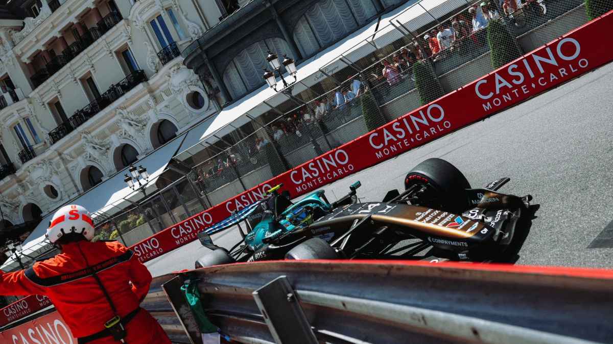 Alonso holt den ersten punkt – pérez’ patzer entscheidet!