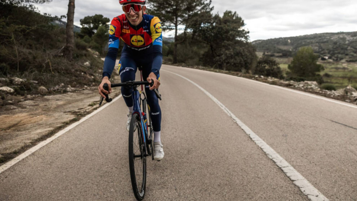 Álvarez stürmt ins profi-team: lidl-trek setzt auf spanisches ausnahmetalent