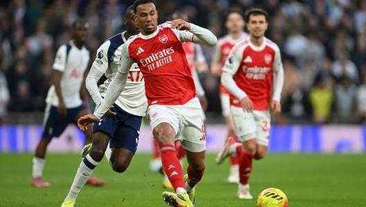 Arsenal triumphiert im nord-londoner derby – city bleibt jedoch gefährlich