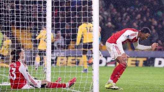 Arsenal verspielt meisterschaft – last-minute-ausgleich wirft titelrennen wieder auf