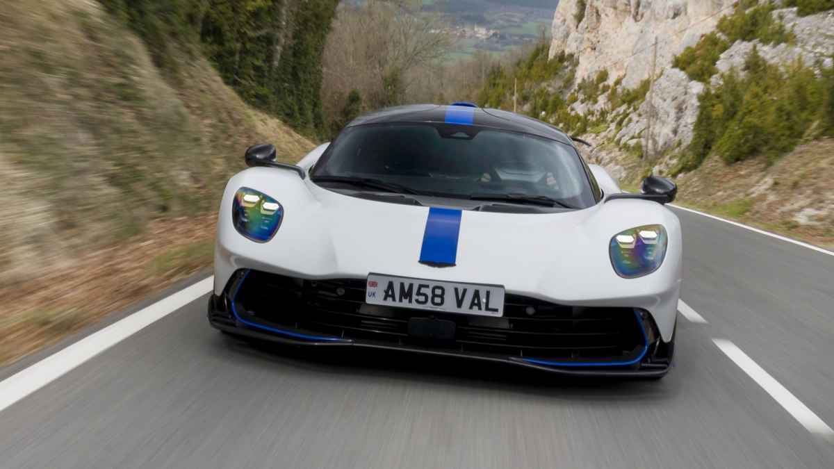Aston martin valhalla: der hybrid, der die superhelden-dna in sich trägt
