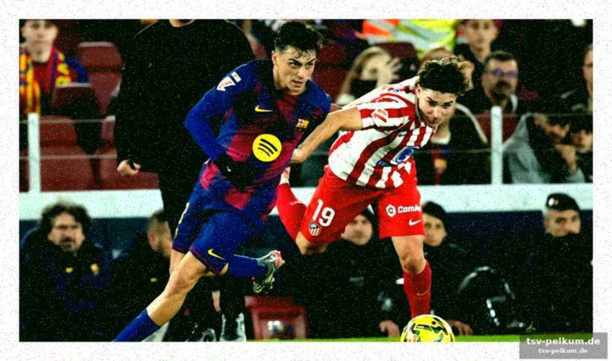 Atlético mit rotation und blick nach vorn