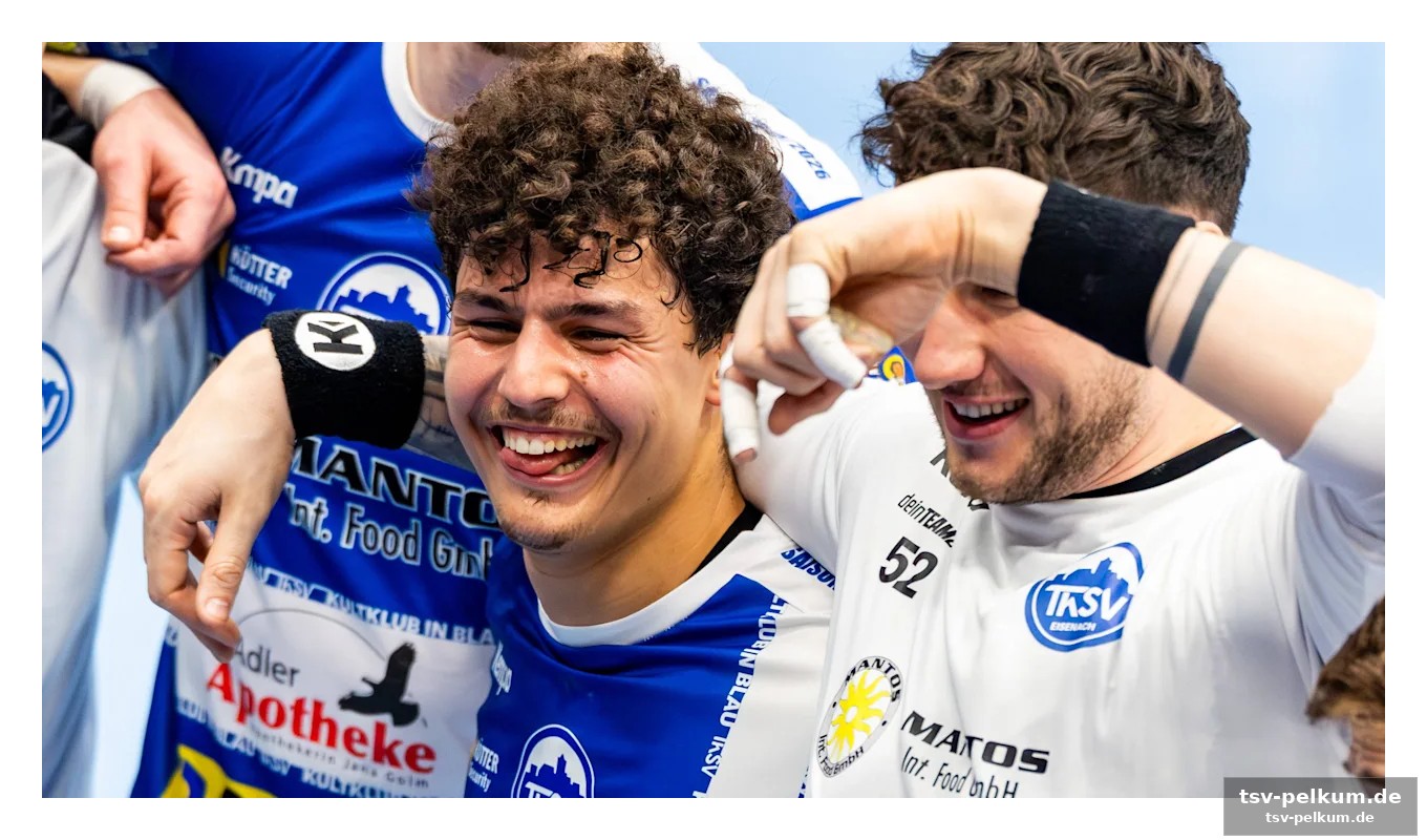 Die glatze, die für gesprächsstoff sorgt
