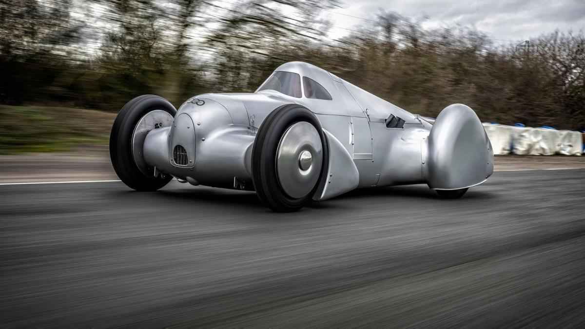 Audi erweckt legende zum leben: rekordwagen aus lucca feiert comeback