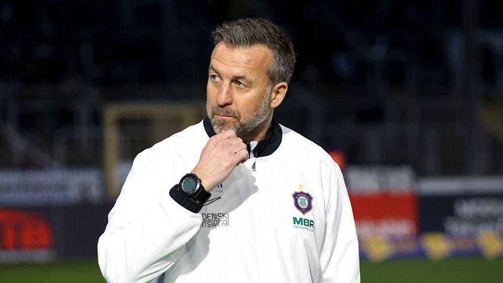 Aue driftet richtung 3. liga – dabrowski zündet die letzte pulverfass-kur