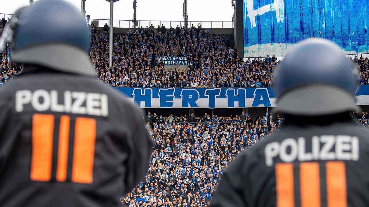 Ausschreitungen bei hertha-spiel: 32 verdächtige identifiziert – ermittlungen laufen