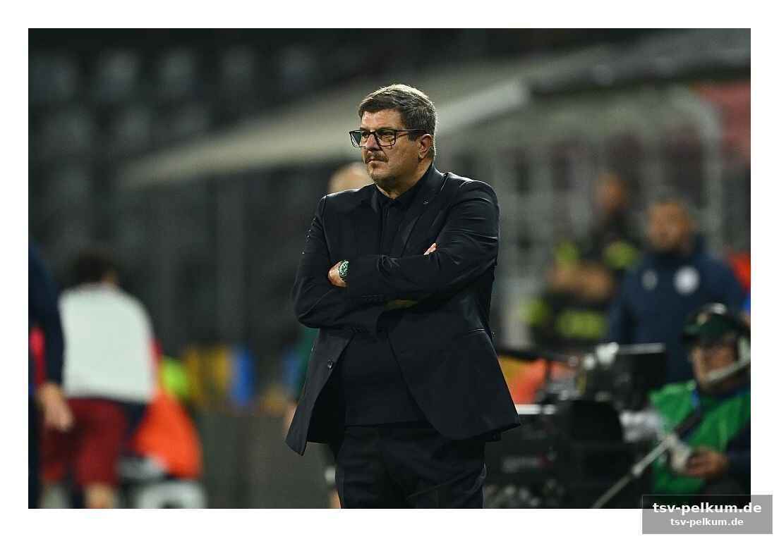 Mancini und conte bleiben die favoriten