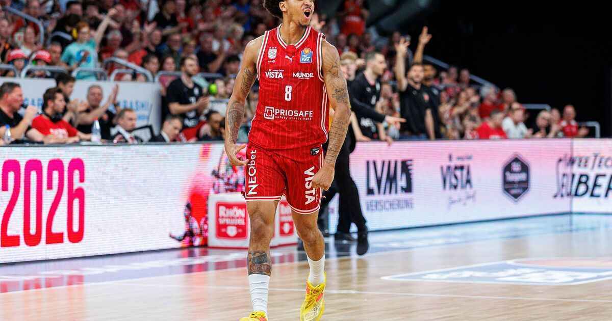 Bamberg bezwingt ulm: nervenstarke leistung im playoff-auftakt!