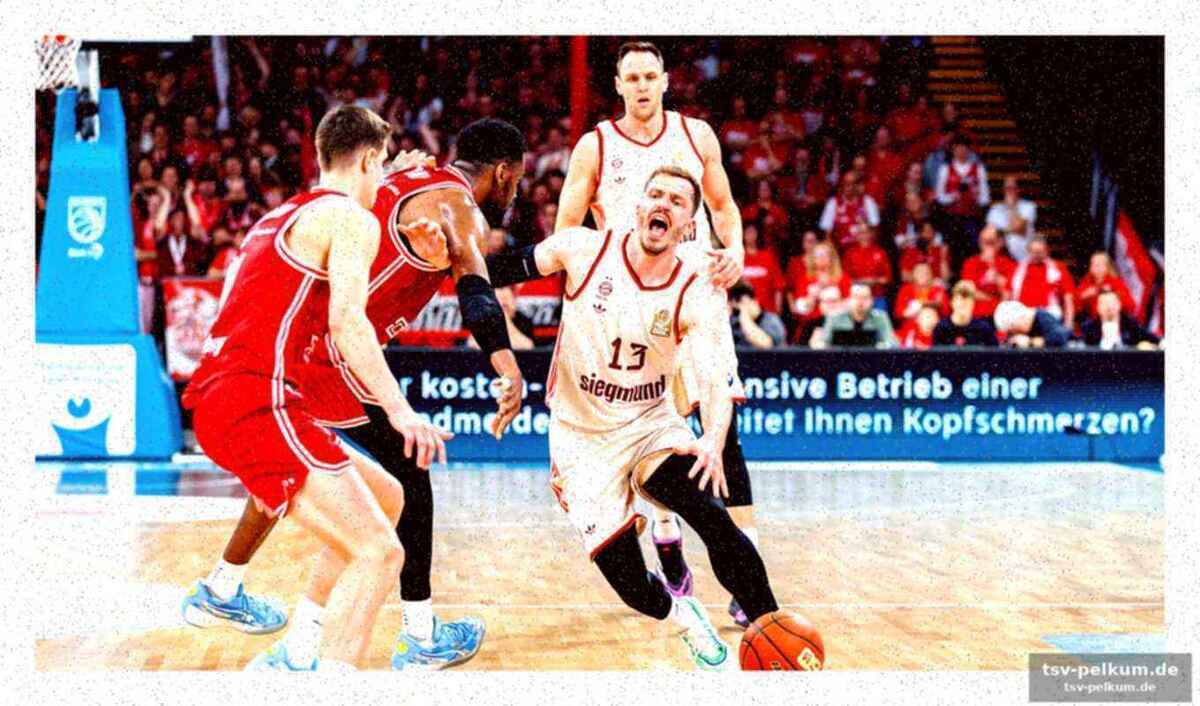 Pesic steht vor dem aus, gavel vor dem einzug