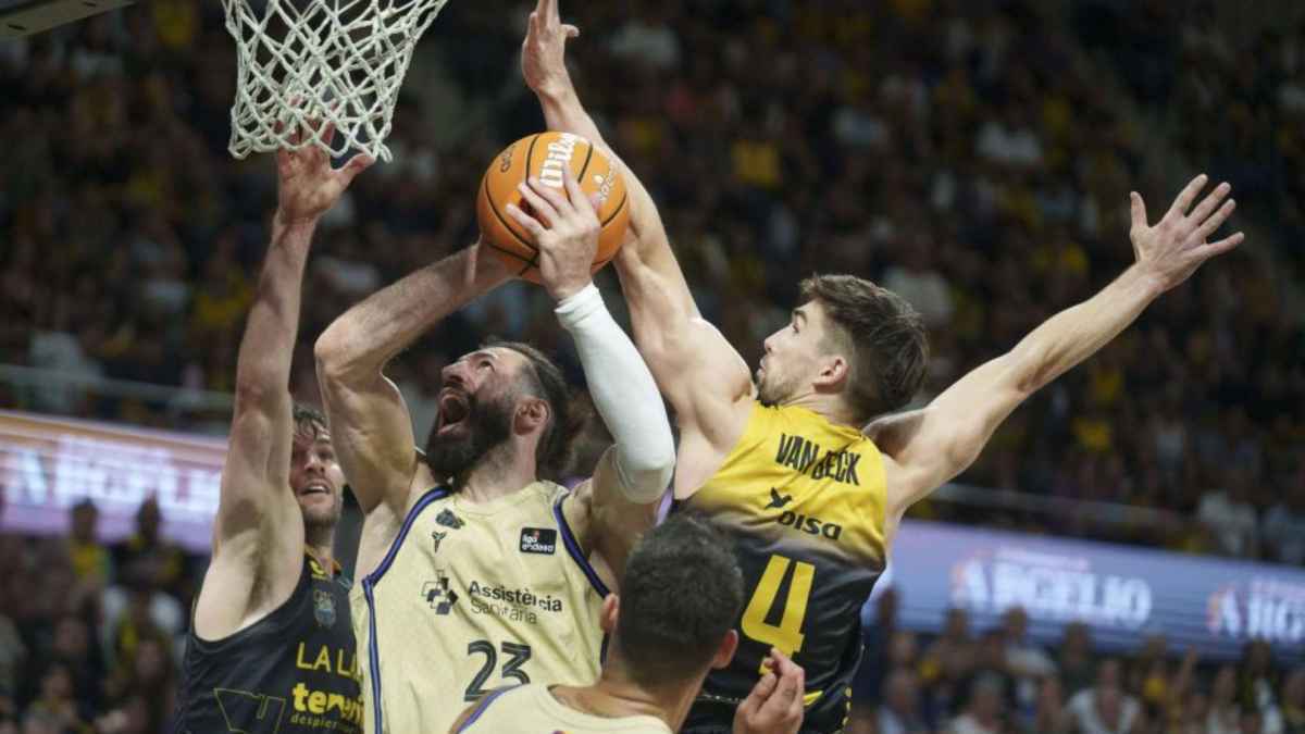 Barcelona triumphiert über teneriffa: finaleinzug perfekt!