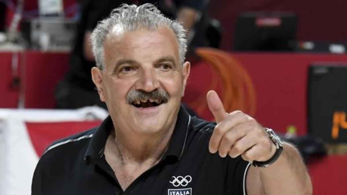 Basketball-legende meo sacchetti beendet karriere mit bewegendem abschied