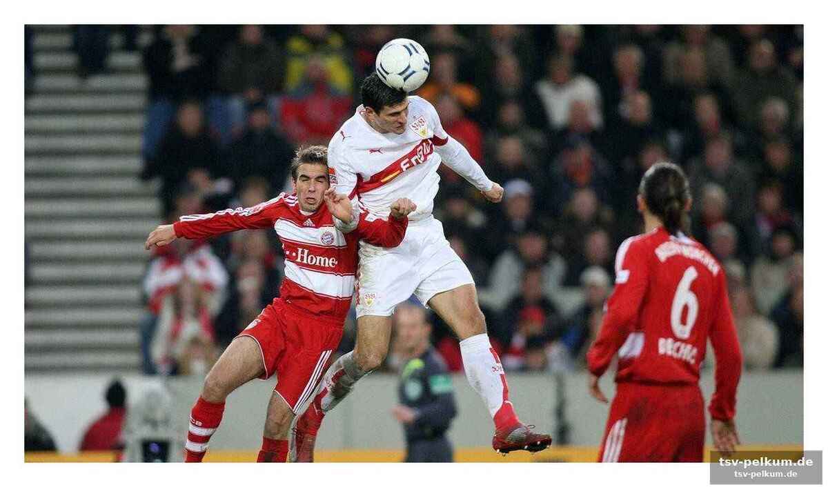 Spieler, die beide trikots trugen