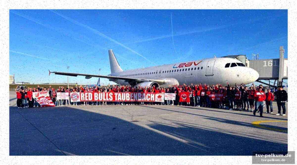 Fanclub mietet „fanair“: leberkäse und bier an bord
