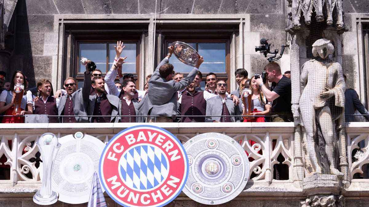 Bayern-jubel auf dem rathausbalkon: so feiern die stars den titel!