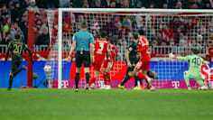 Bayern-schock! urbig-patzer und kane-flaute – augsburg feiert sensation!