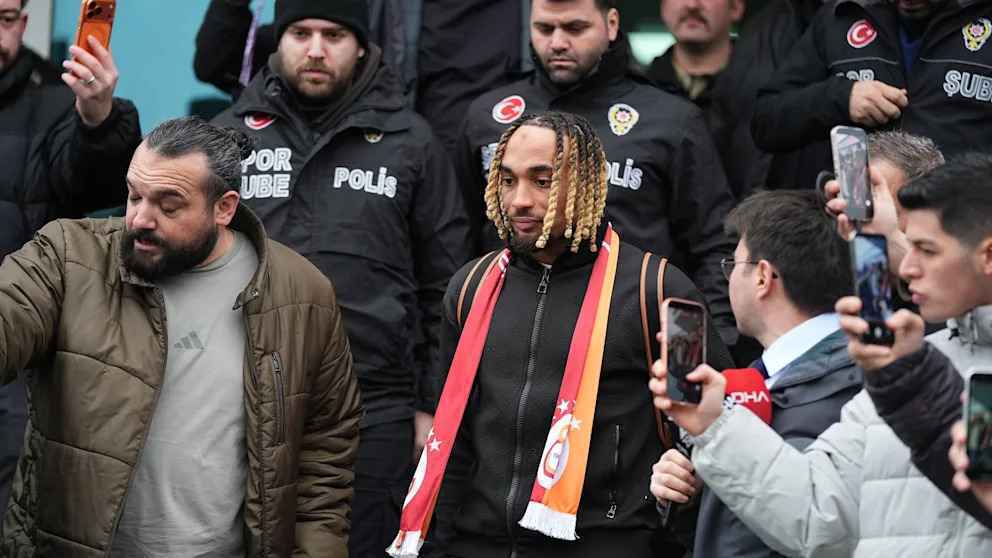 Bayern-transfer: boey-nachricht während live-sendung sorgt für aufsehen