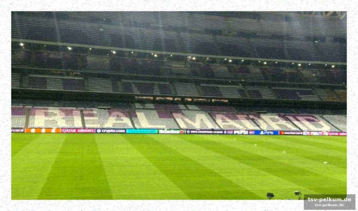 Ein tifo, der die fans in ekstase versetzt