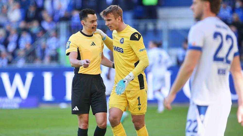 Bernat jagt sich in rekordtempo zur gelbsperre – ksc muss auf seinen dauerbrenner verzichten