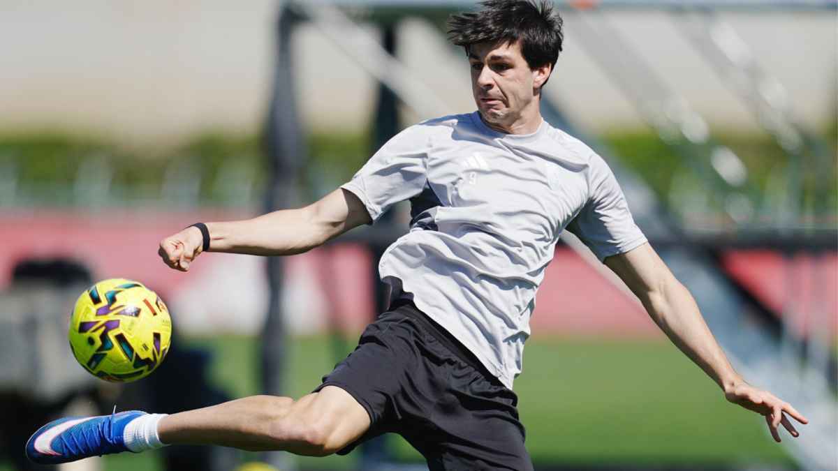 Betis peilt 19-jährigen torjäger zurück: petit liefert zahlen, die sprechen