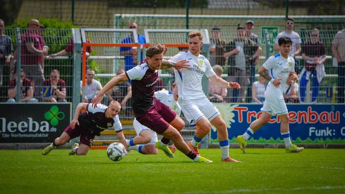 Bfc dynamo siegt knapp in luckenwalde – babelsberg sorgt für torfestival!