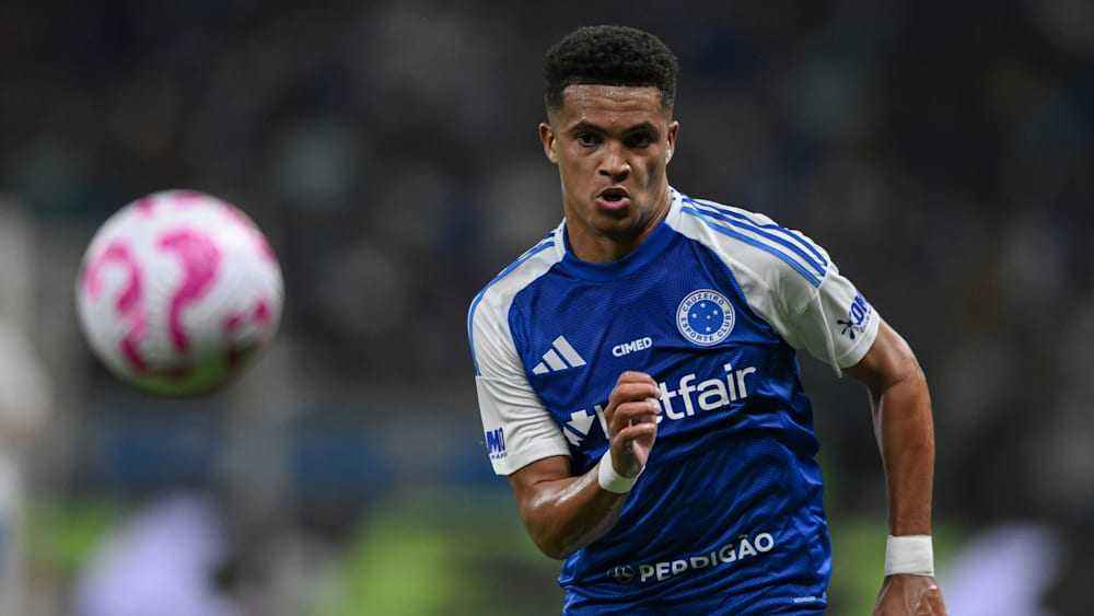 Borussia dortmund sichert sich brasilianisches talent kaua prates
