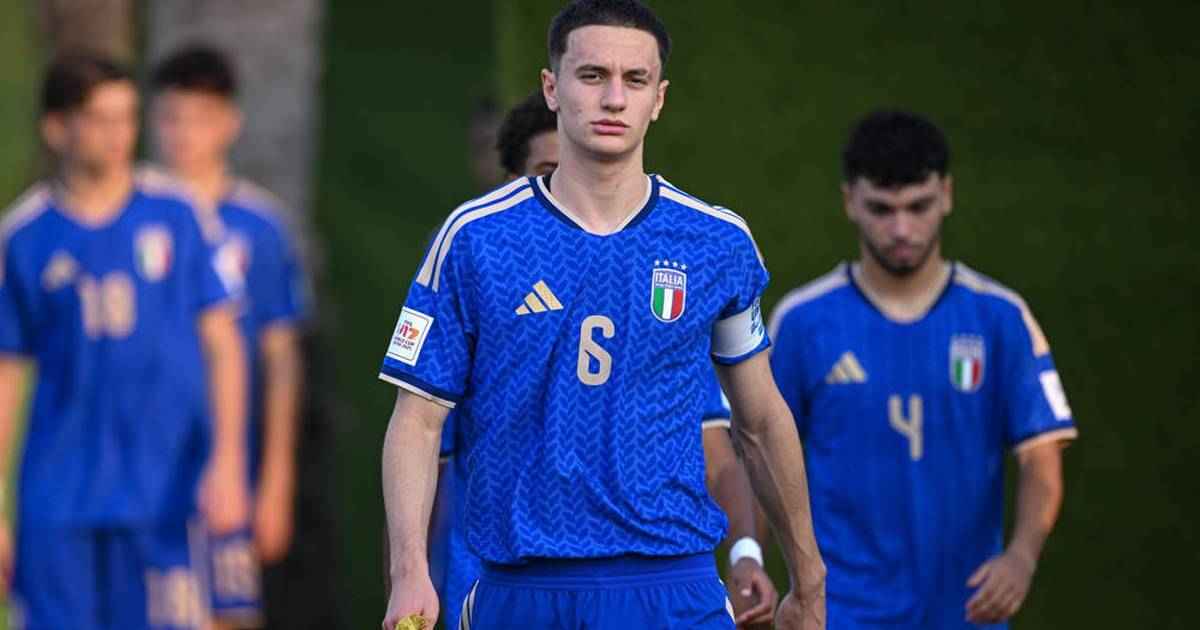 Bvb-juwel reggiani: traumdebüt in der nationalmannschaft endet mit rotem karton