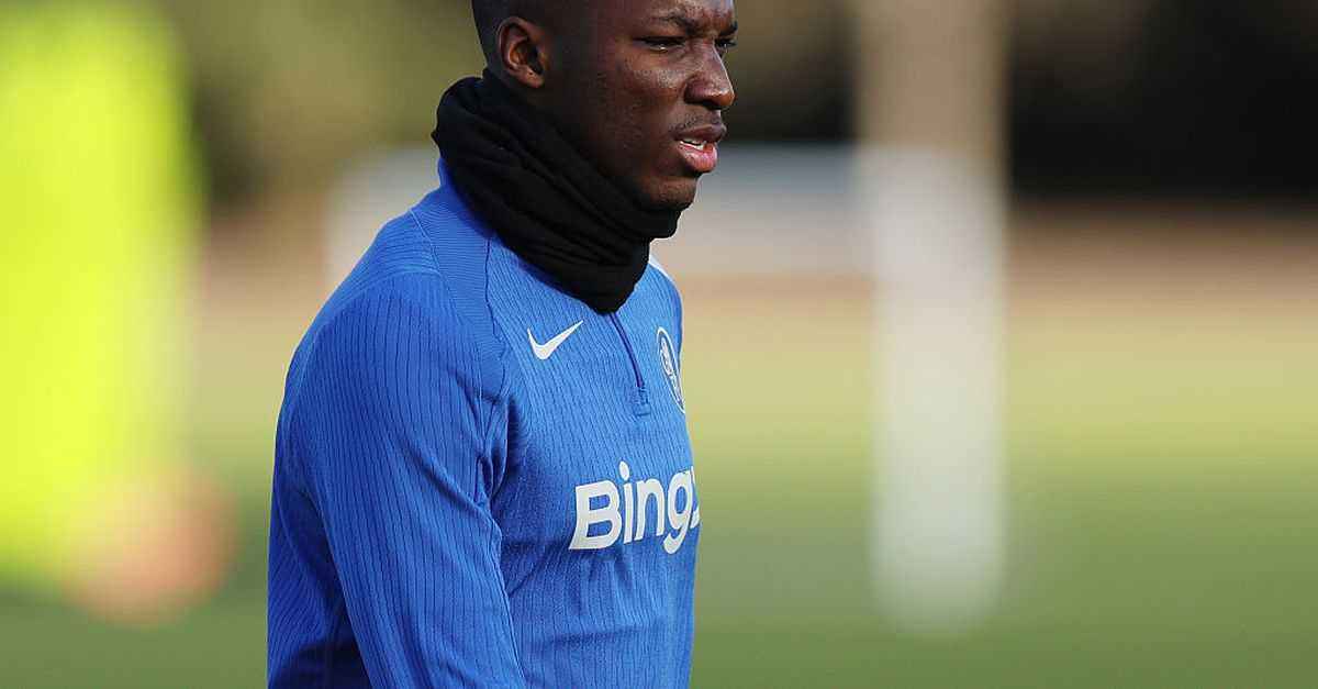 Caicedo verlängert vertrag bei chelsea: blues binden mittelfeldmotor bis 2033!