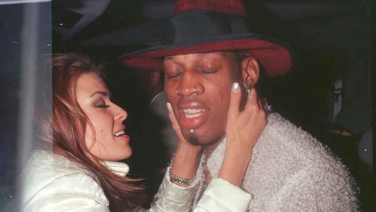 Carmen electra enthüllt: warum die liebe zu dennis rodman scheiterte