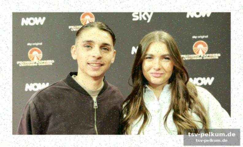 Ilary blasi bekommt luft – francesco totti schweigt und winkt