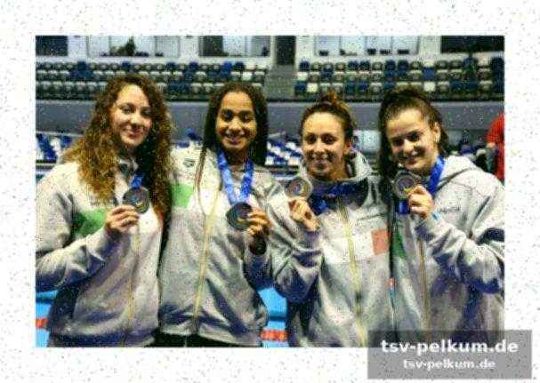 Die 4x100m freistil-staffel und sara curtis