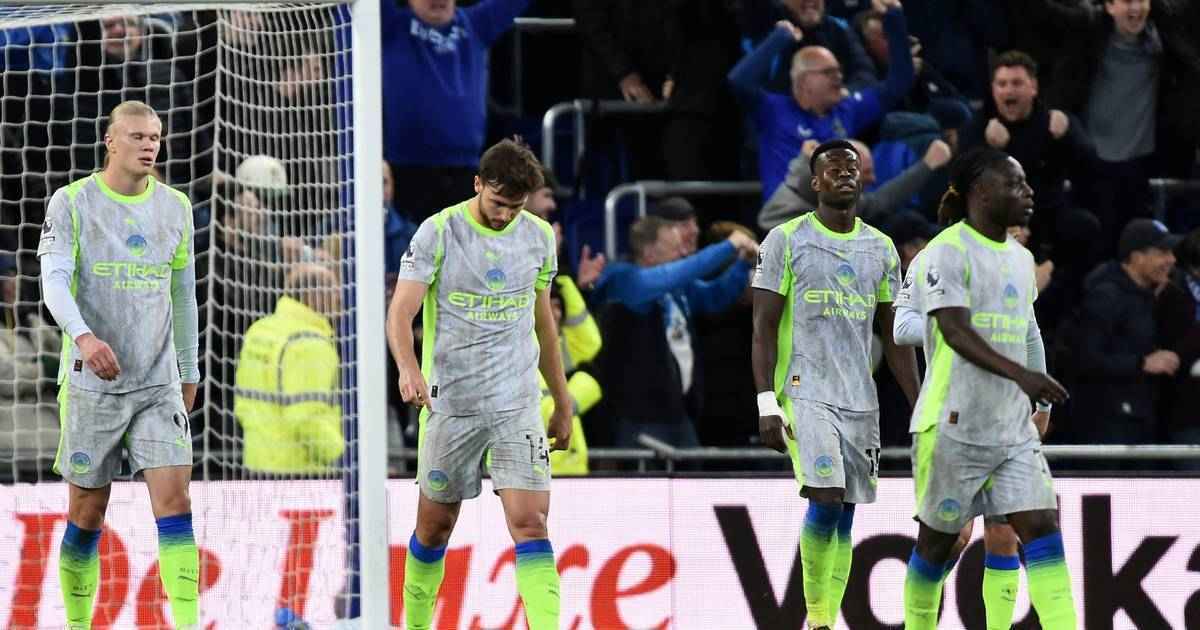 City patzt – arsenal schnuppert meisterschaftsluft!