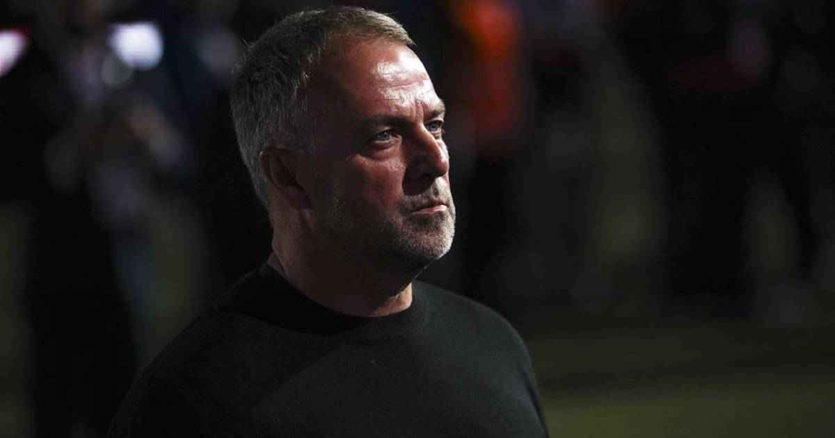 Clásico im schatten der trauer: flick ehrt seinen vater