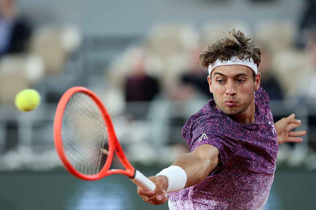 Cobolli stürmt ins finale von roland garros – ein coup!