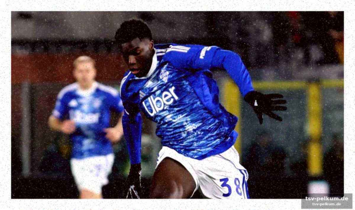 Juventus und roma atmen como in den nacken