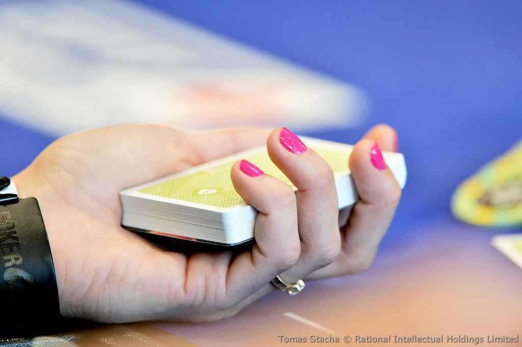 Crazy pineapple: die neue poker-sensation erobert italien!